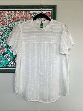 LOFT White Textured Short Flutter Sleeve High Neckline Blouse Top Women’s Size S